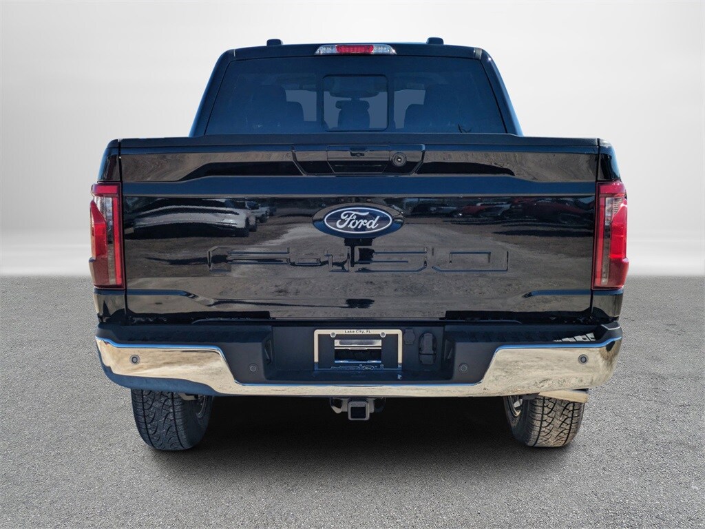 2025 Ford F-150 XLT photo 4