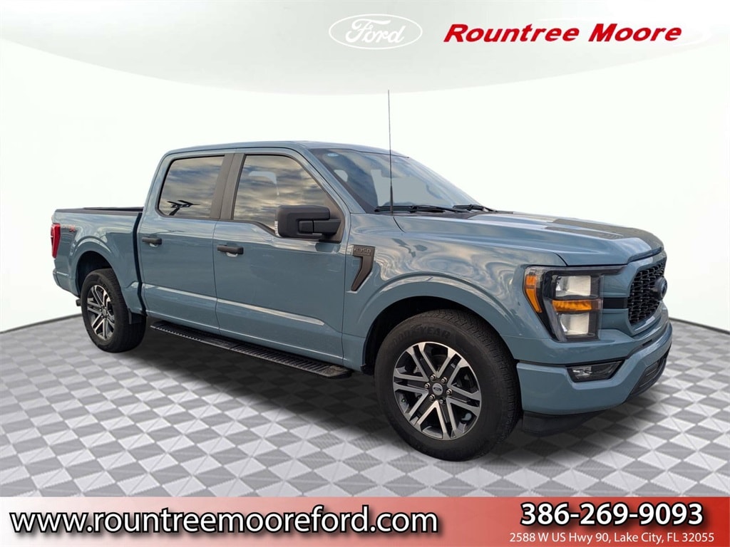 2023 Ford F-150 XL's photo