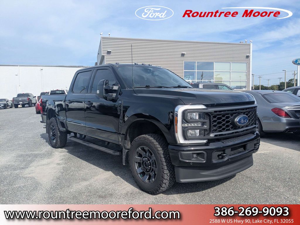 2024 Ford F-250 Lariat 4x4 Crew Cab 6-3/4' Box's photo
