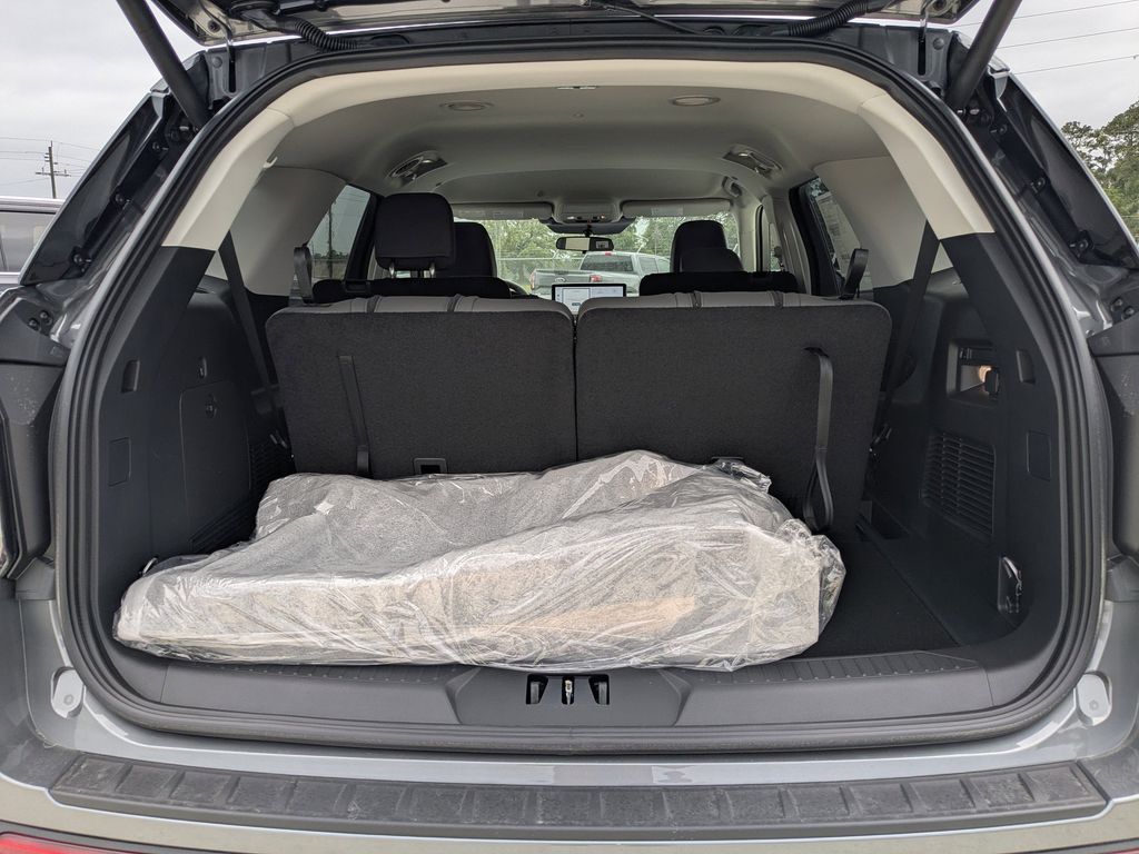 2026 Ford Explorer Active - Photo 12