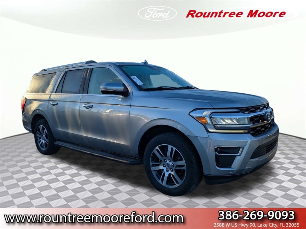 2024 Ford Expedition Limited's photo