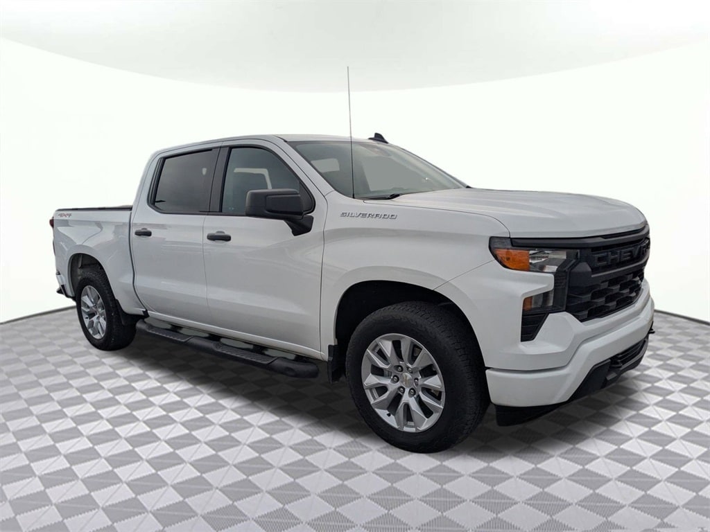 2024 Chevrolet Silverado 1500 Custom's photo