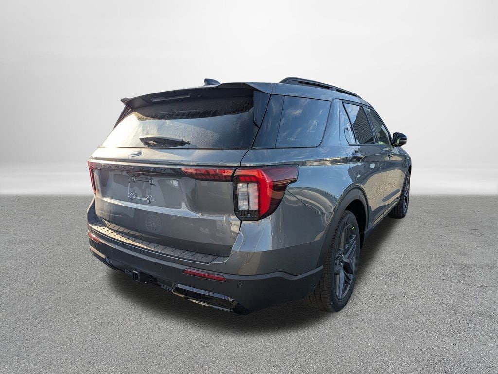New 2026 Ford Explorer ST-Line SUV
