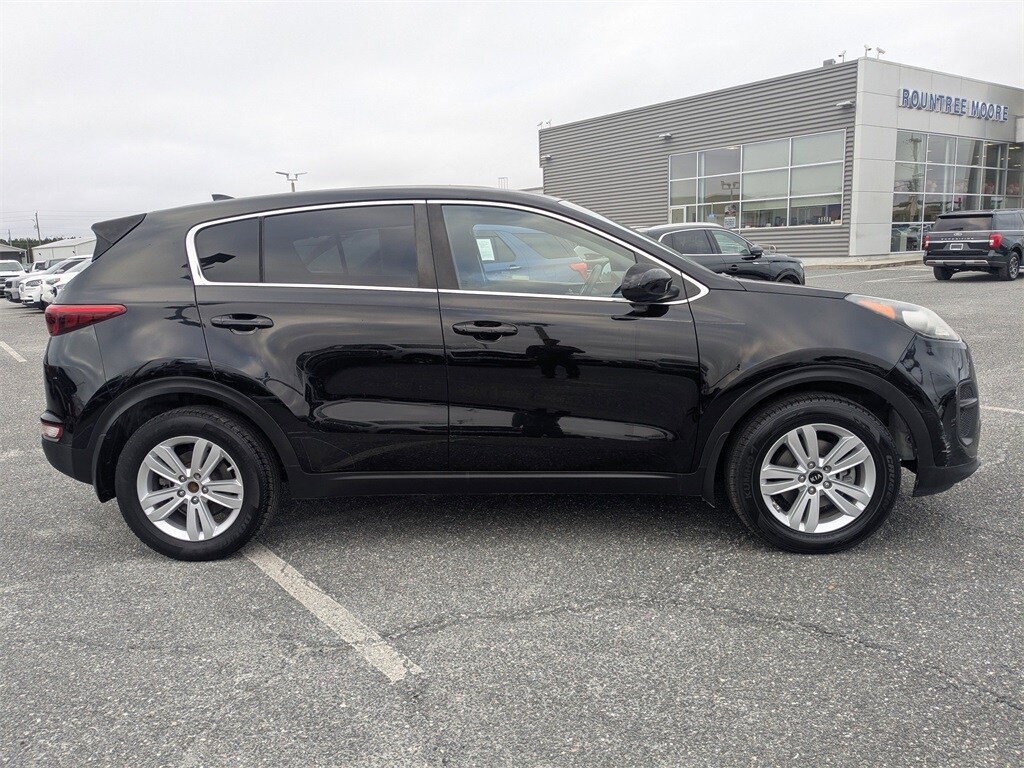 Used 2019 Kia Sportage LX SUV