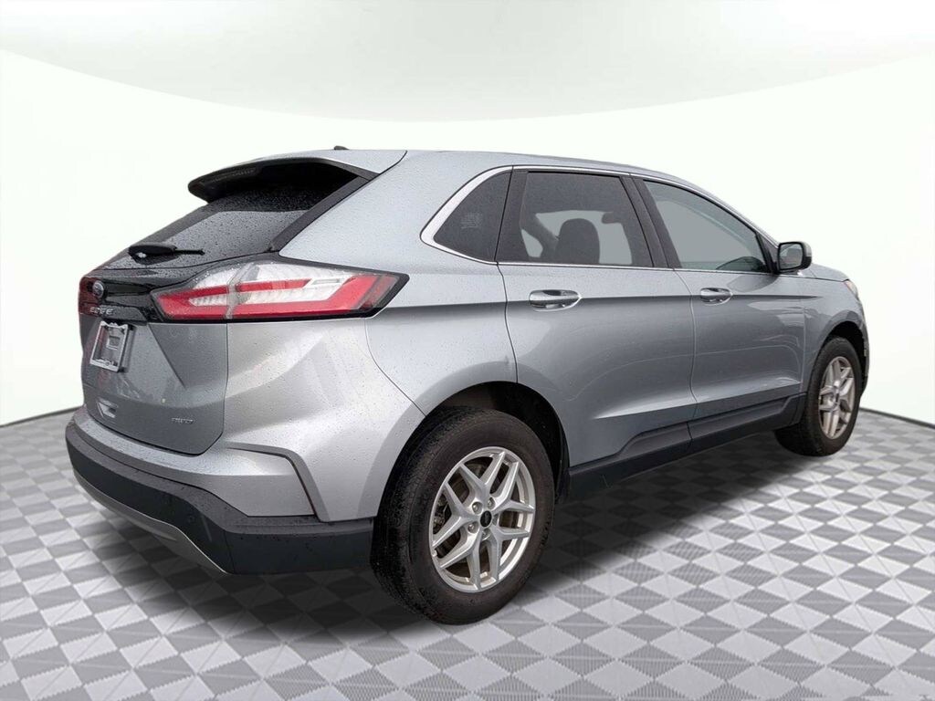 Used 2024 Ford Edge SEL SUV
