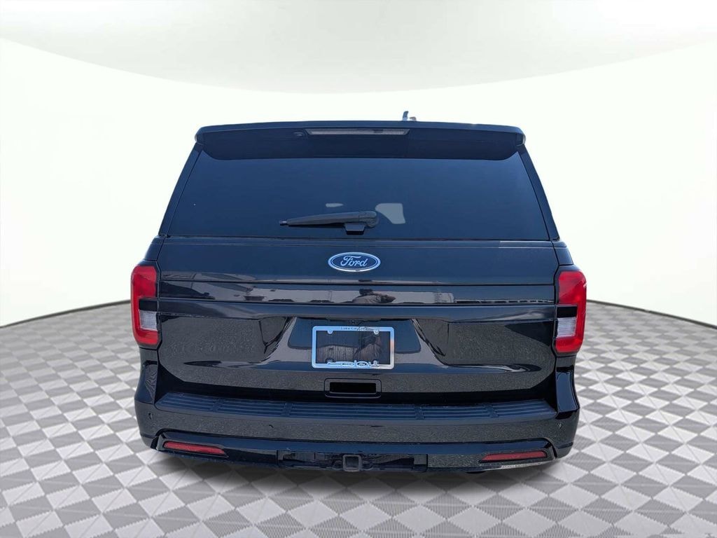 Used 2022 Ford Expedition XLT SUV