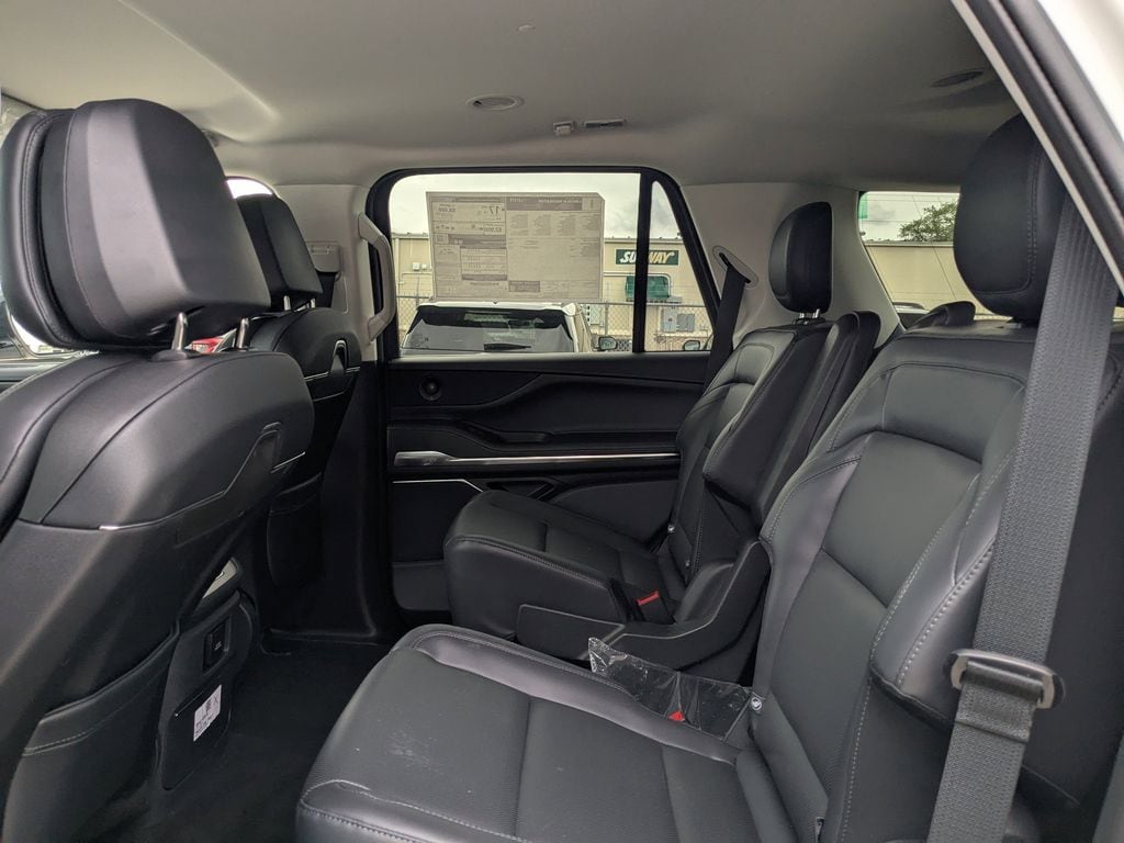 2026 Lincoln Navigator Premiere - Photo 14