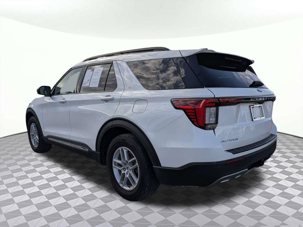 Used 2025 Ford Explorer Active SUV
