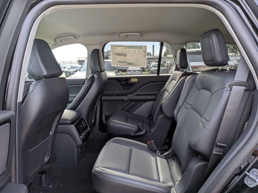 2026 Lincoln Aviator Premiere - Photo 13