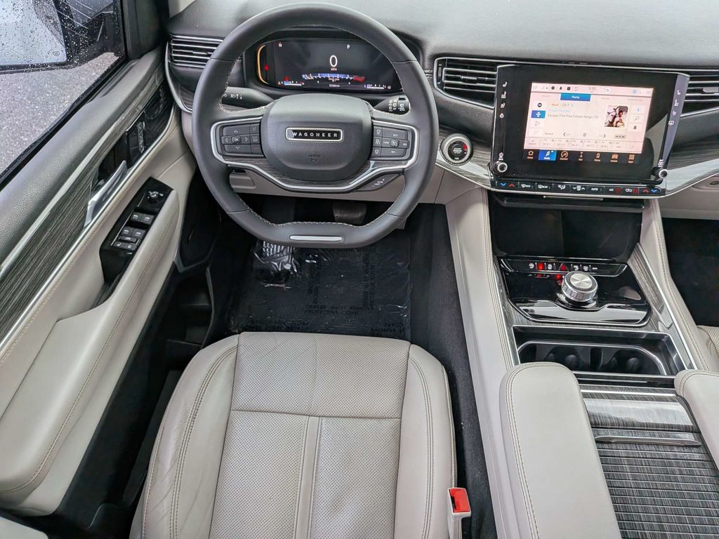 2022 Jeep Wagoneer Series III - Photo 15