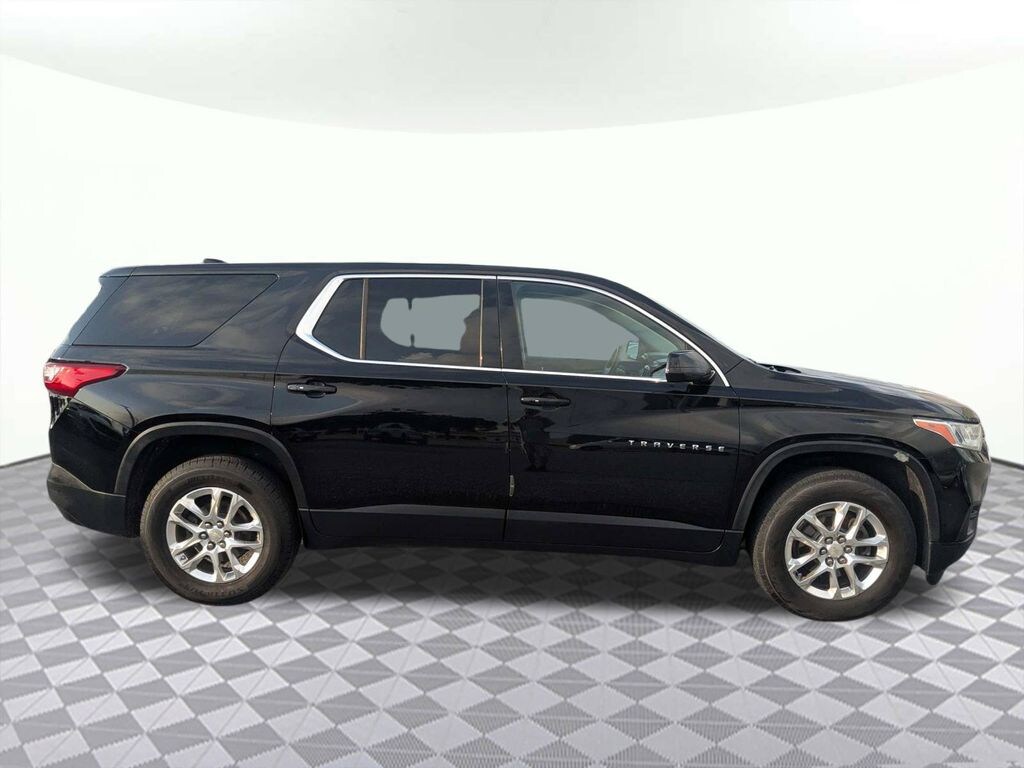 Used 2019 Chevrolet Traverse LS SUV