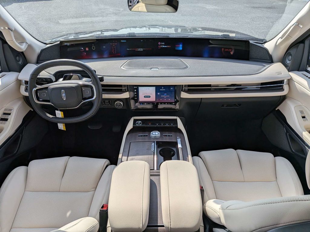 2027 Lincoln Navigator Reserve - Photo 16
