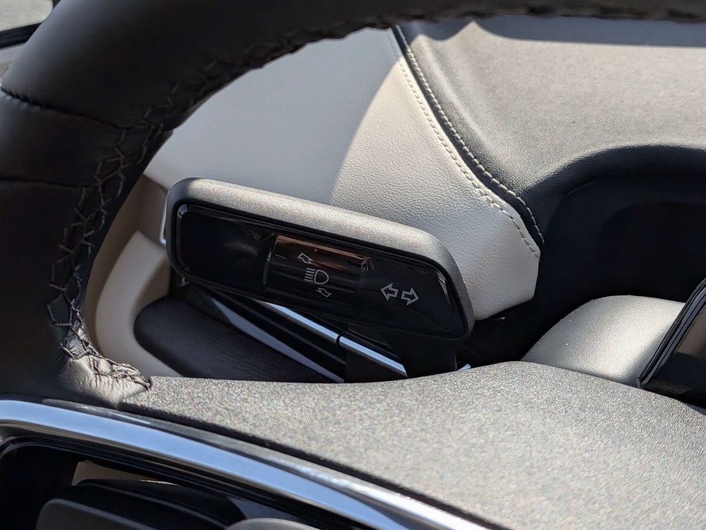 2027 Lincoln Navigator Reserve - Photo 26