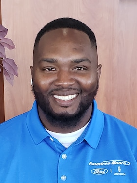 Staff member Wes Oliver from ID_70723ffa4d36