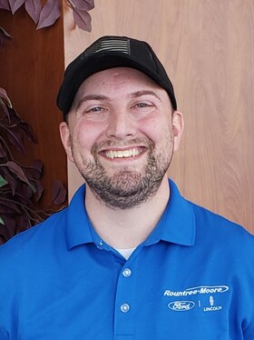 Staff member Tyler Anderson from ID_ef534281a372