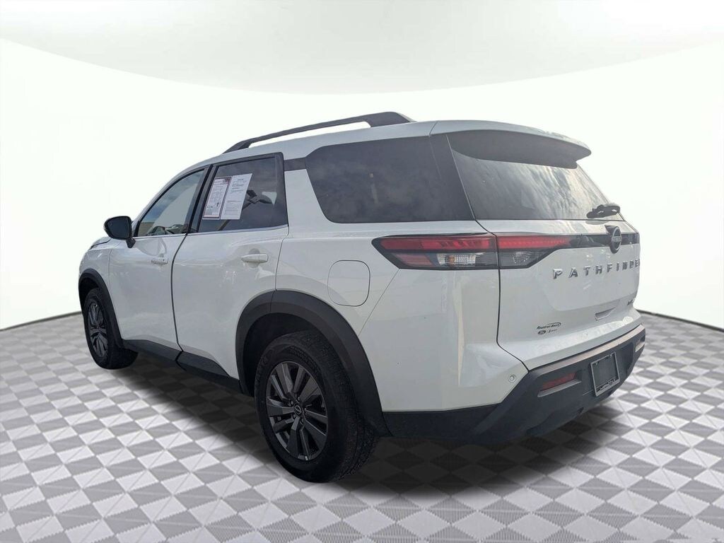 Used 2024 Nissan Pathfinder SV SUV