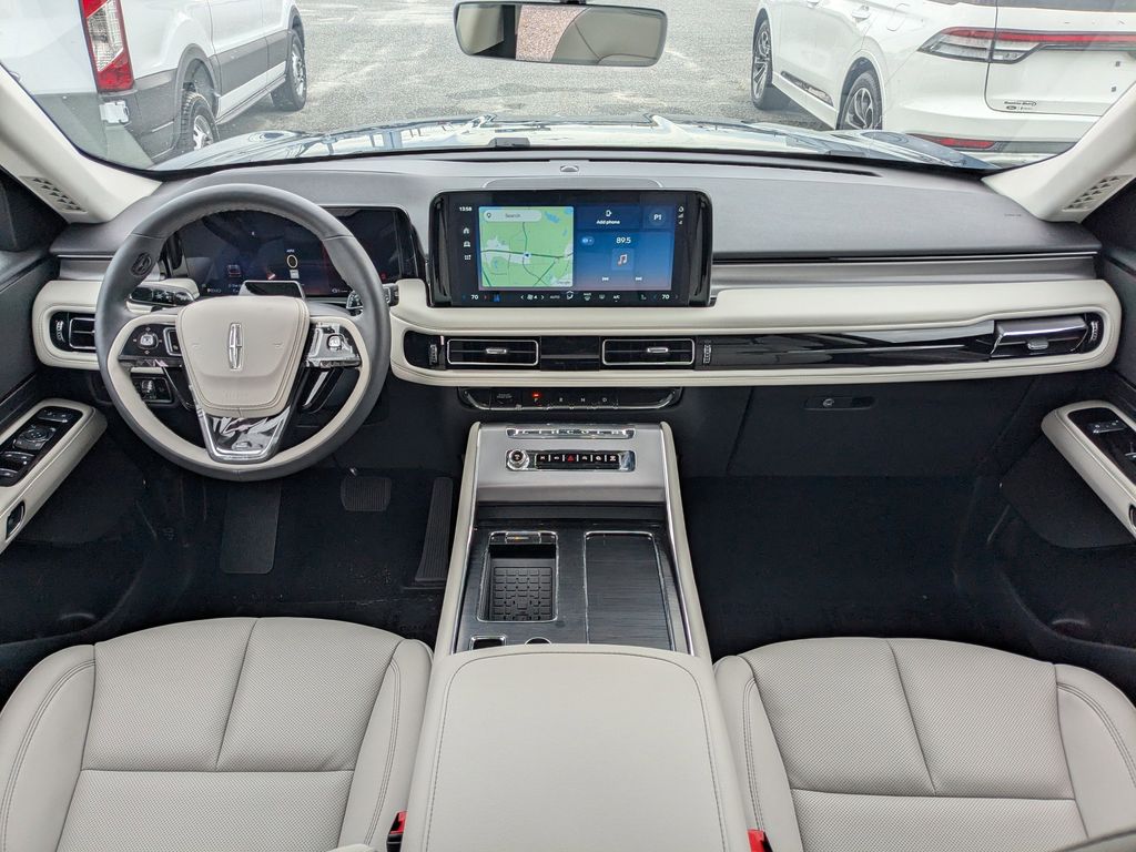 2026 Lincoln Aviator Premiere - Photo 13