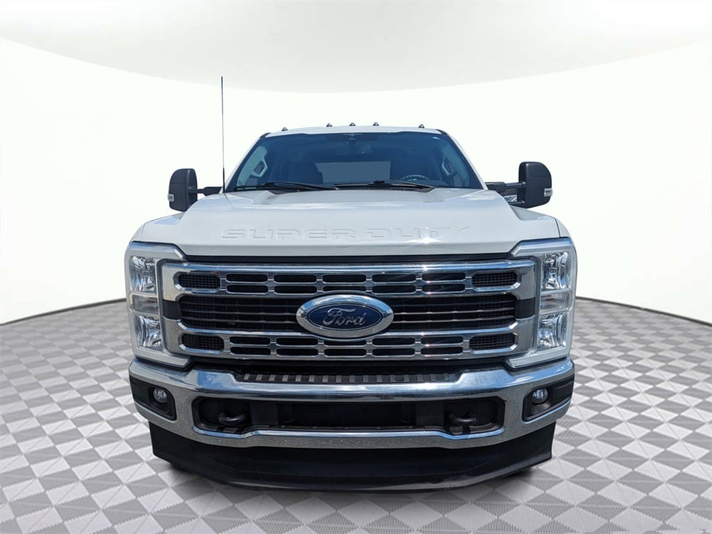 Used 2023 Ford F-350 Super Duty XLT with VIN 1FT8W3DT2PED17508 for sale in Lake City, FL