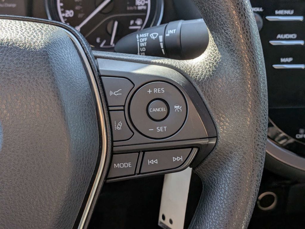 2019 Toyota Camry LE - Photo 22