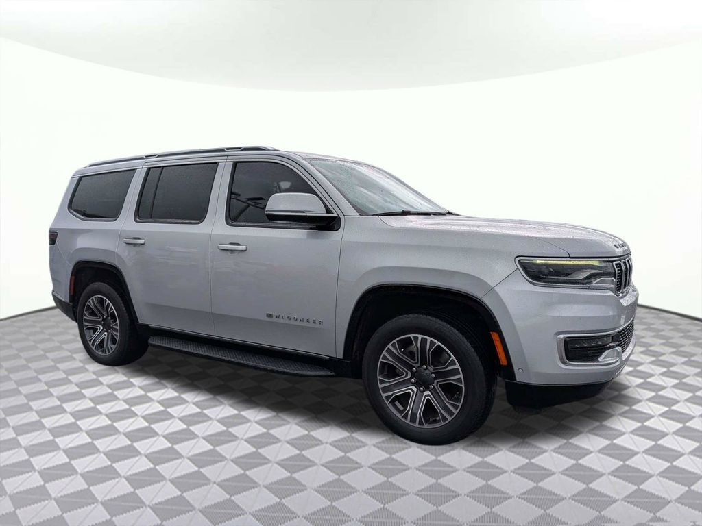 2022 Jeep Wagoneer