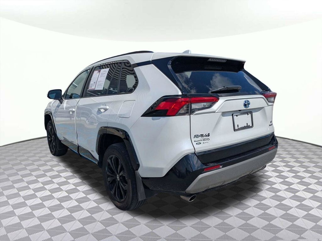 Used 2024 Toyota RAV4 Hybrid SE SUV