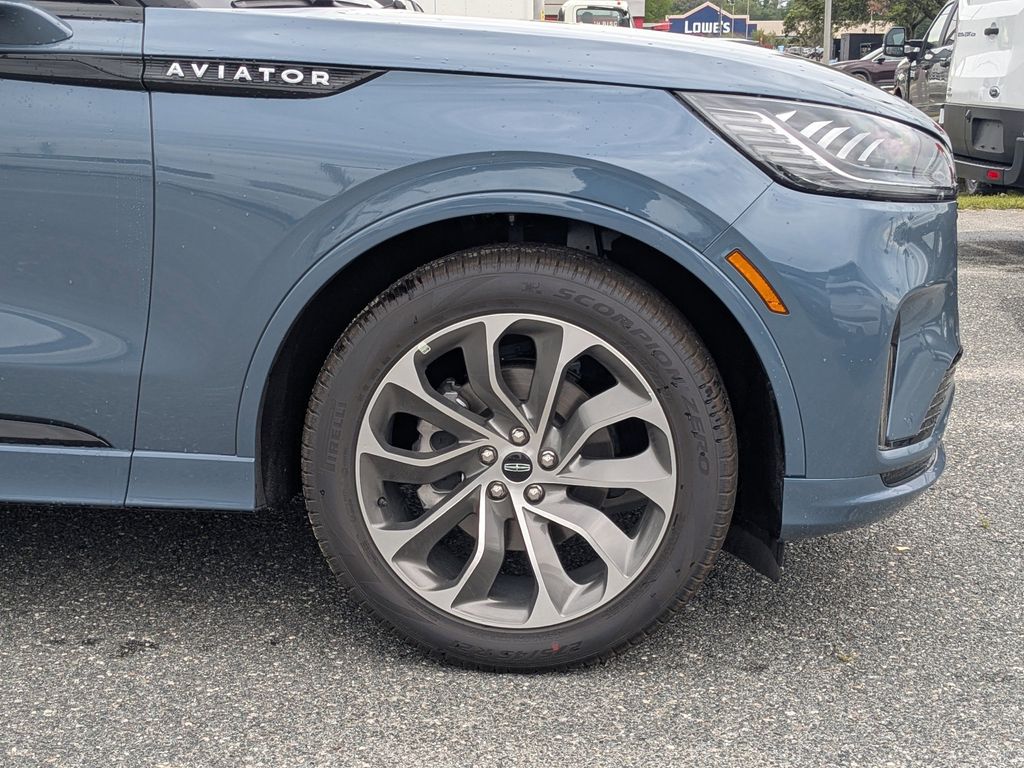 2026 Lincoln Aviator Premiere - Photo 11