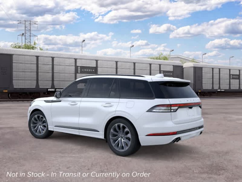 New 2026 Lincoln Aviator