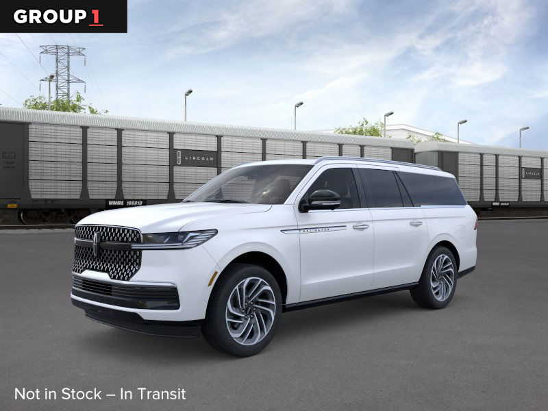 2025 Lincoln Navigator Reserve L's photo