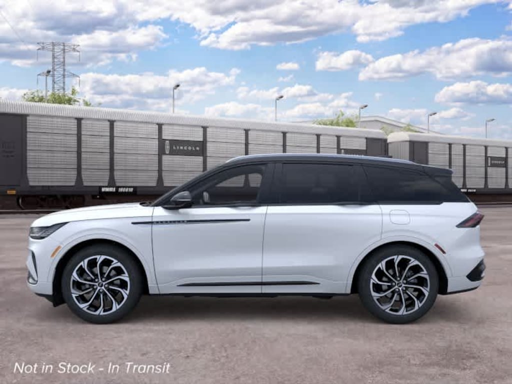 New 2026 Lincoln Nautilus
