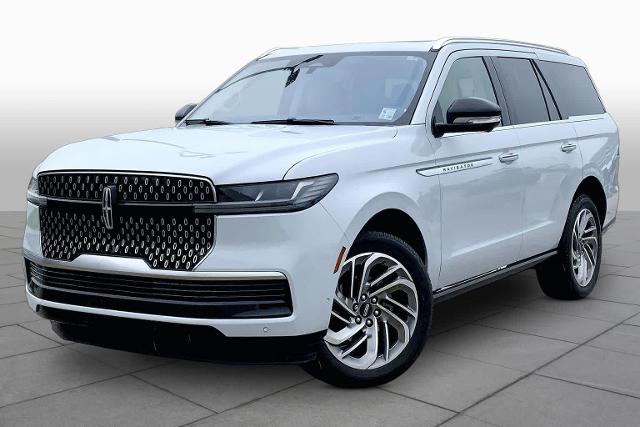 2025 Lincoln Navigator Reserve 4WD's photo