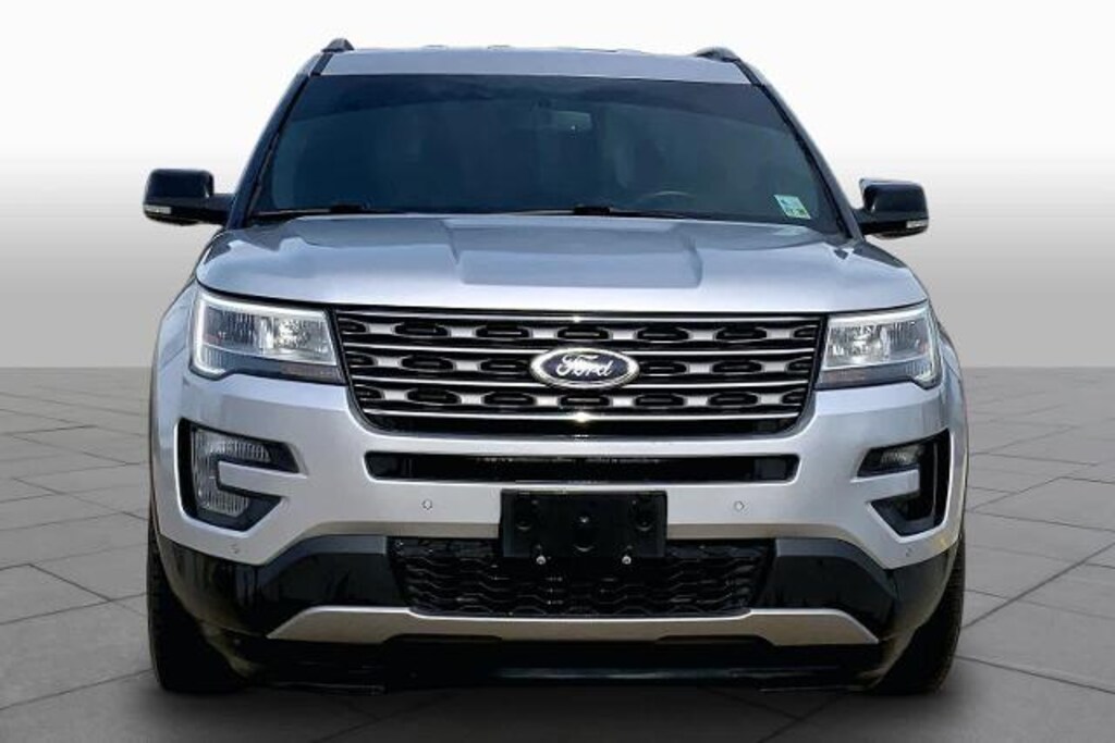Used 2017 Ford Explorer XLT SUV
