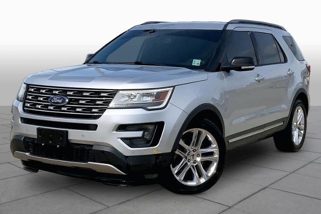2017 Ford Explorer XLT FWD's photo
