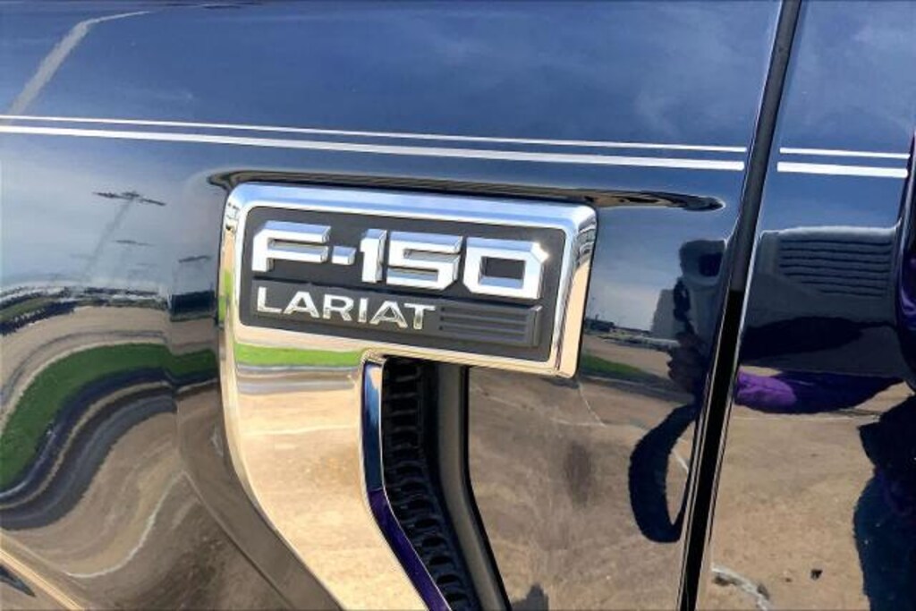 Used 2022 Ford F-150 Lariat Crew Cab Pickup