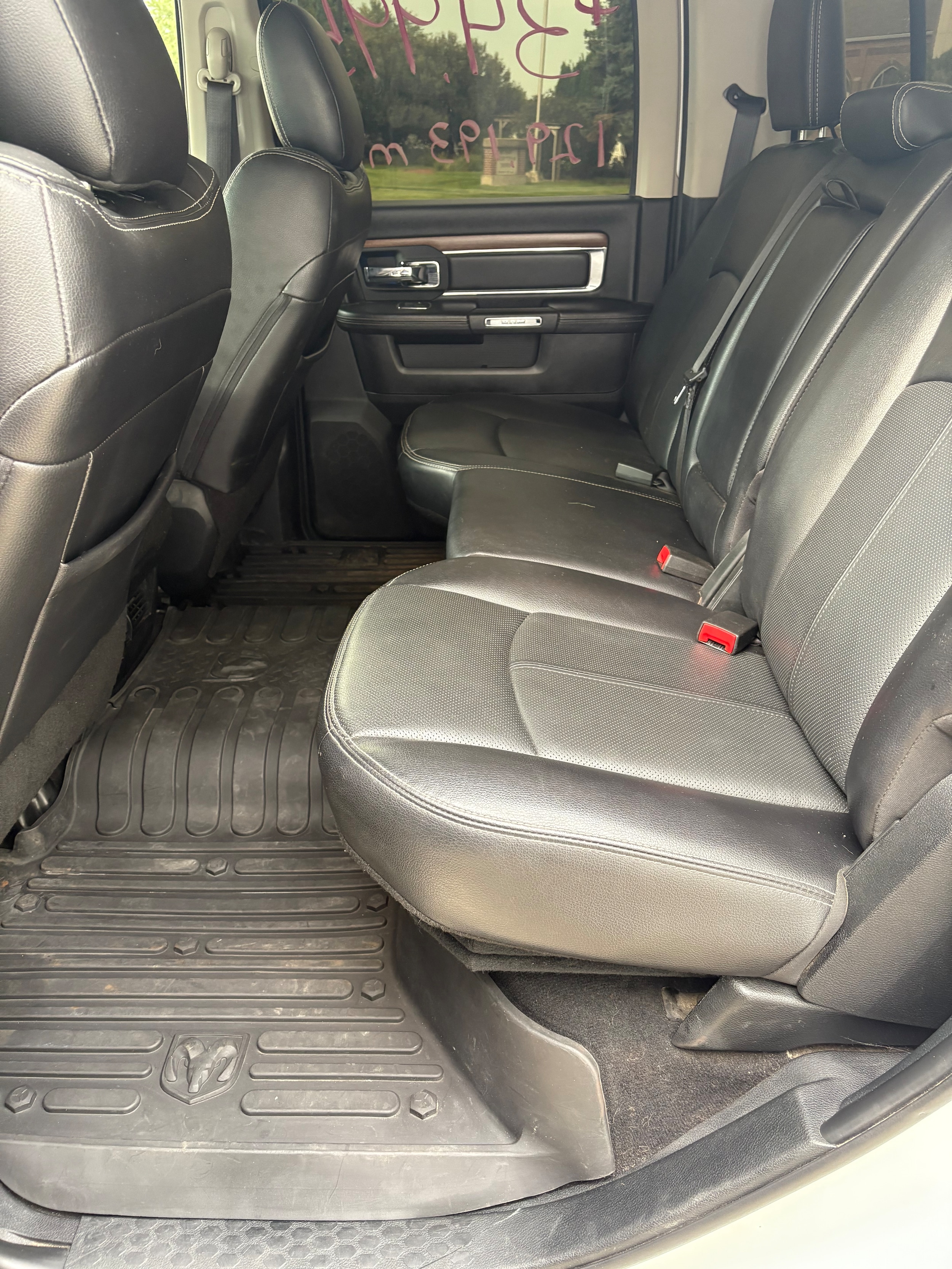 2018 RAM 2500 Pickup Laramie