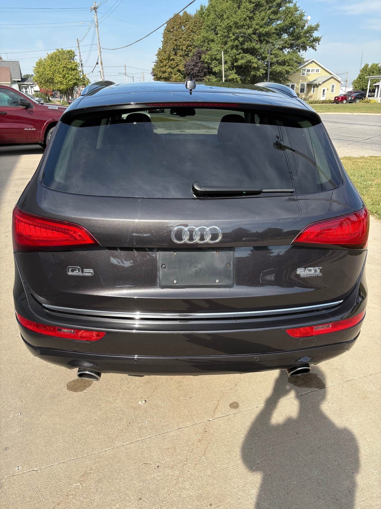 Used 2017 Audi Q5 Premium Plus with VIN WA1L2AFP9HA087446 for sale in Grundy Center, IA