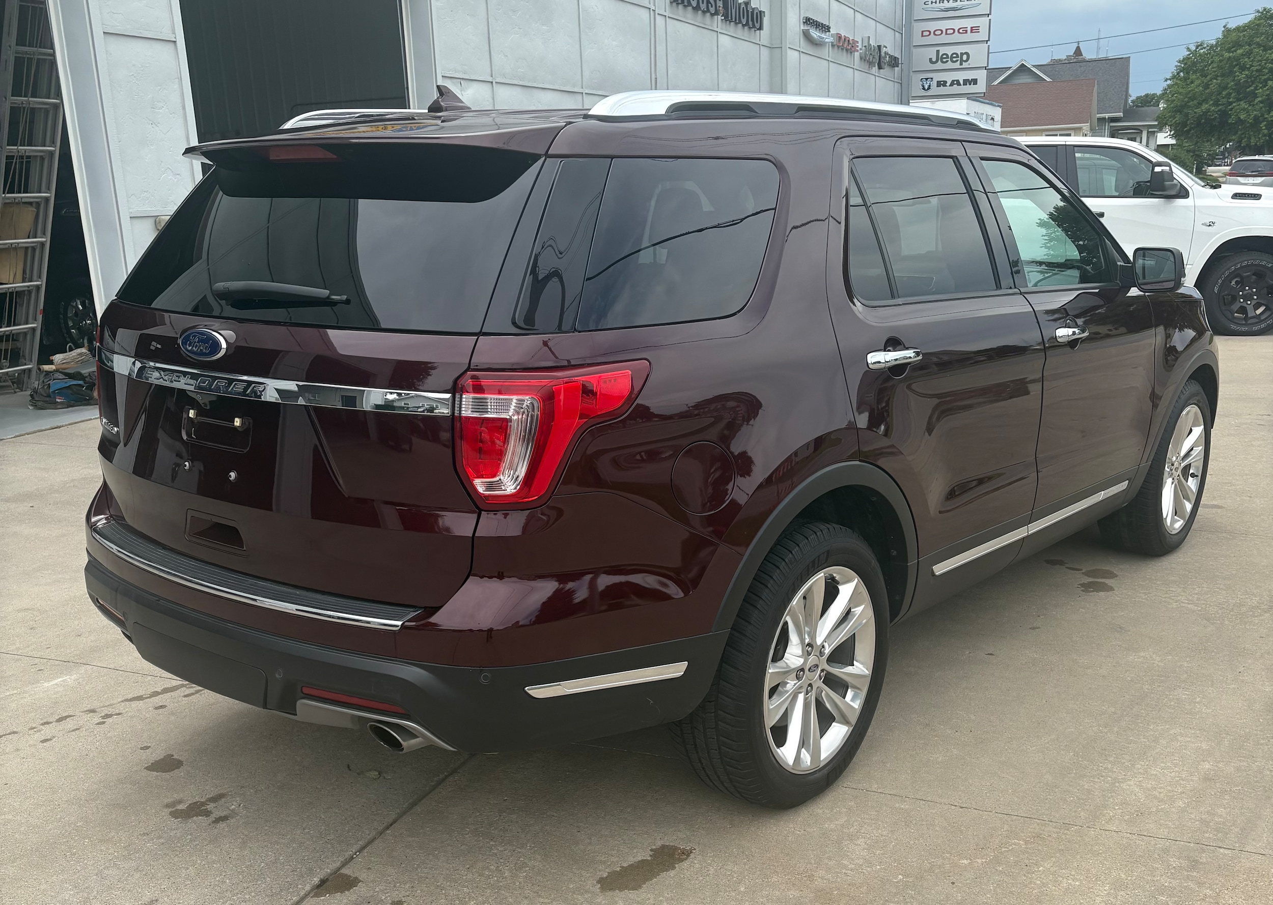 Used 2019 Ford Explorer Limited with VIN 1FM5K7F80KGA95798 for sale in Grundy Center, IA
