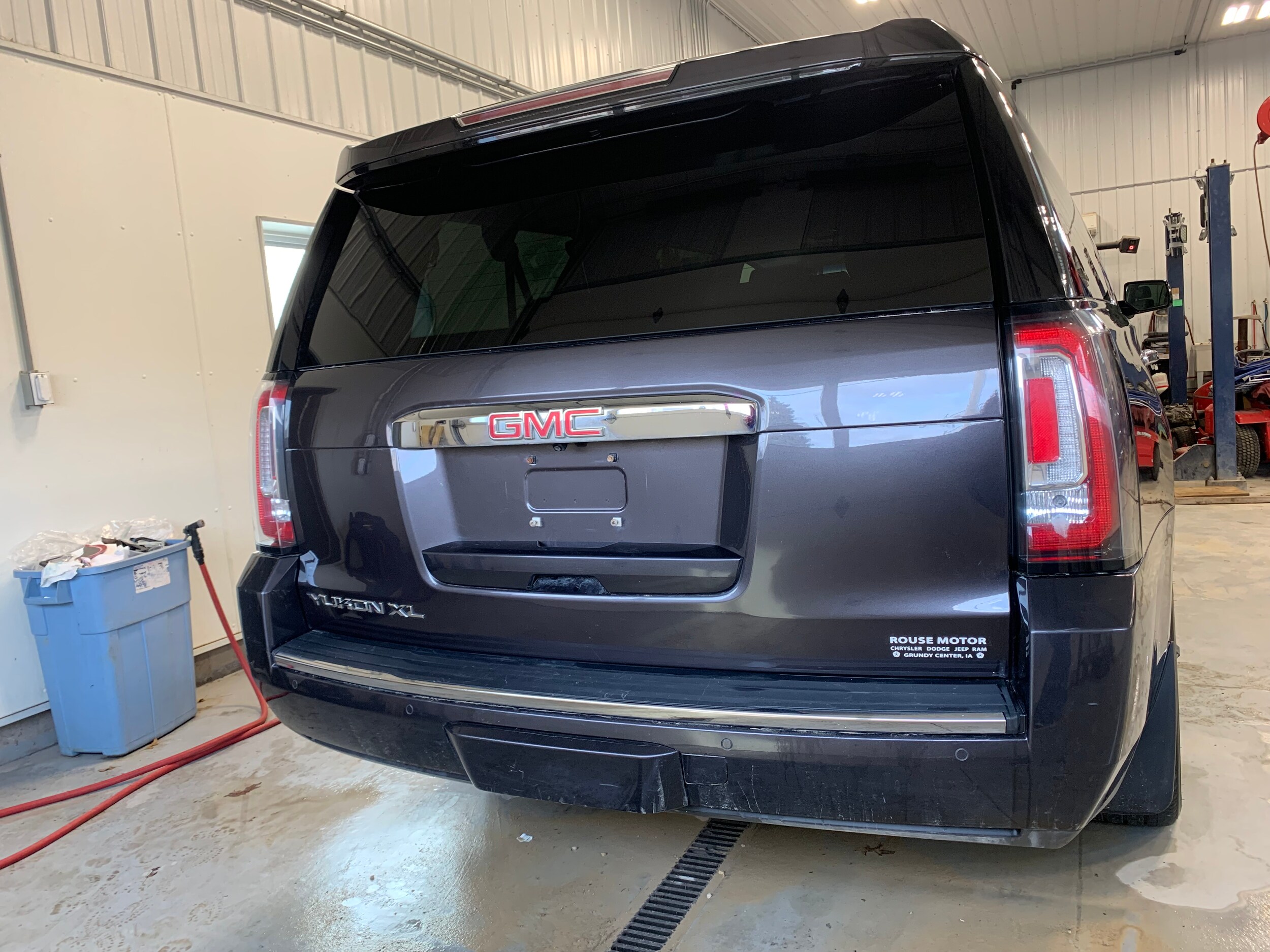 2015 Gmc Yukon XL 1500 Denali photo 3