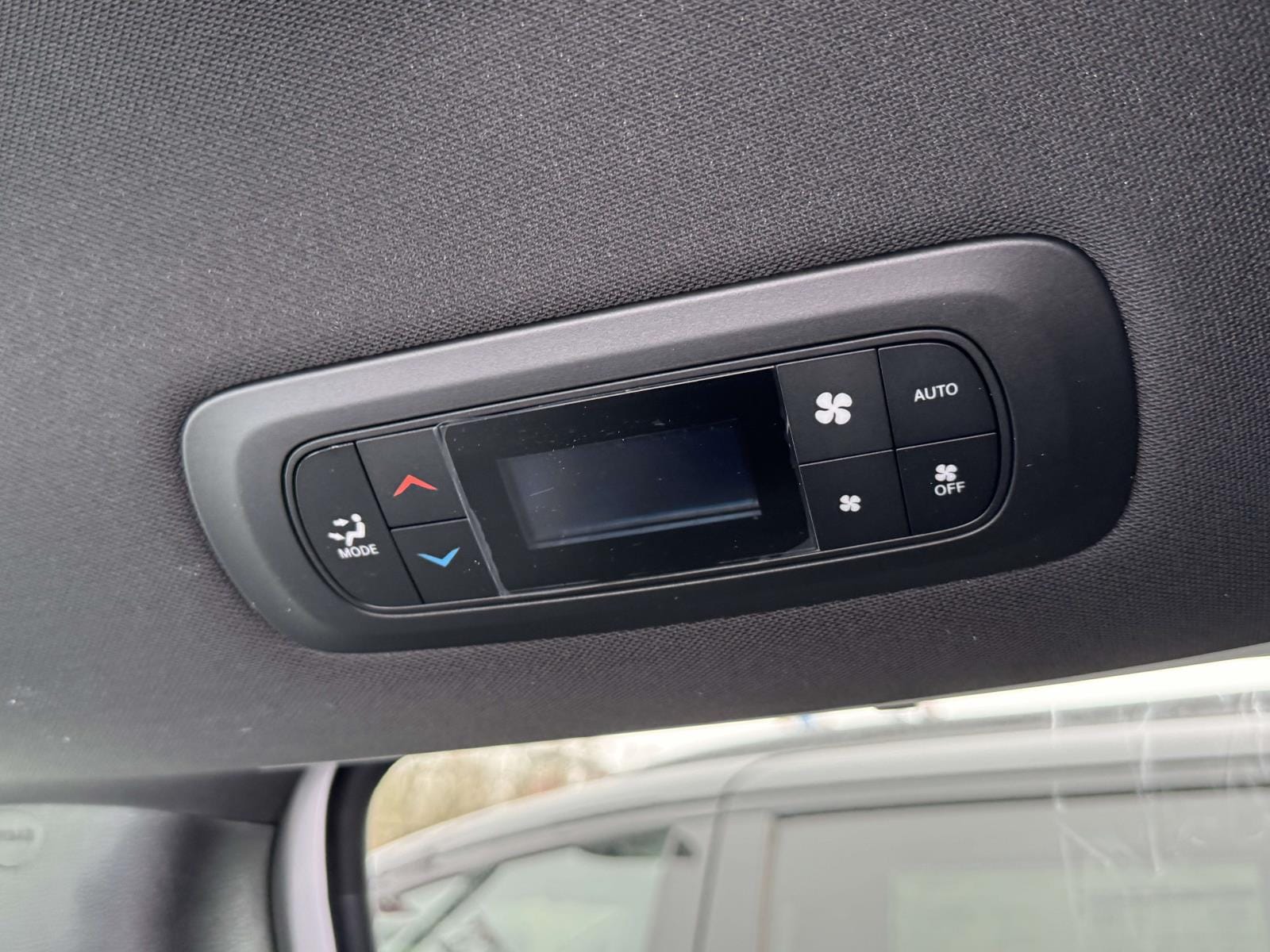 2026 Chrysler Pacifica Select - Photo 29