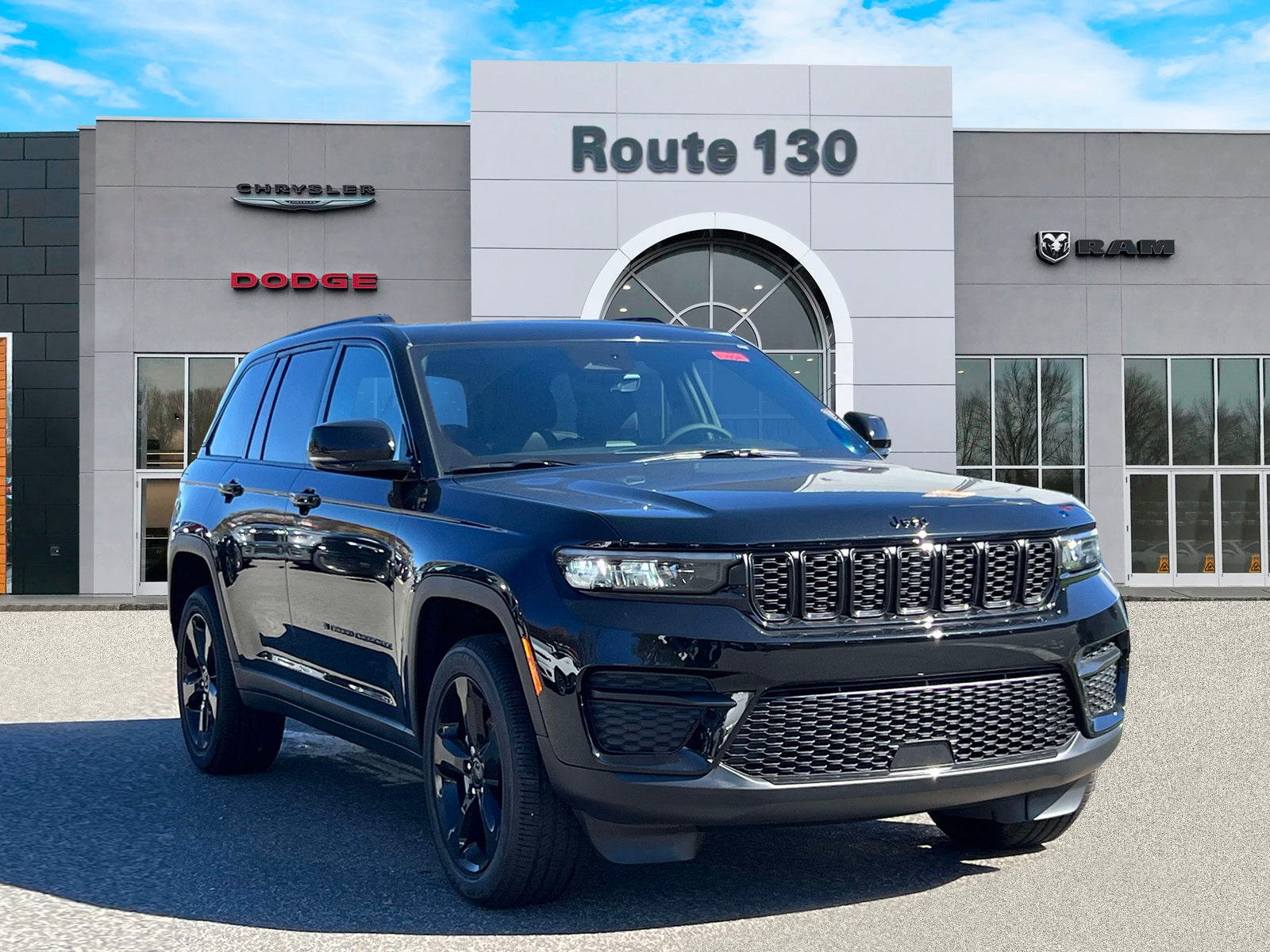 2025 Jeep Grand Cherokee Altitude's photo