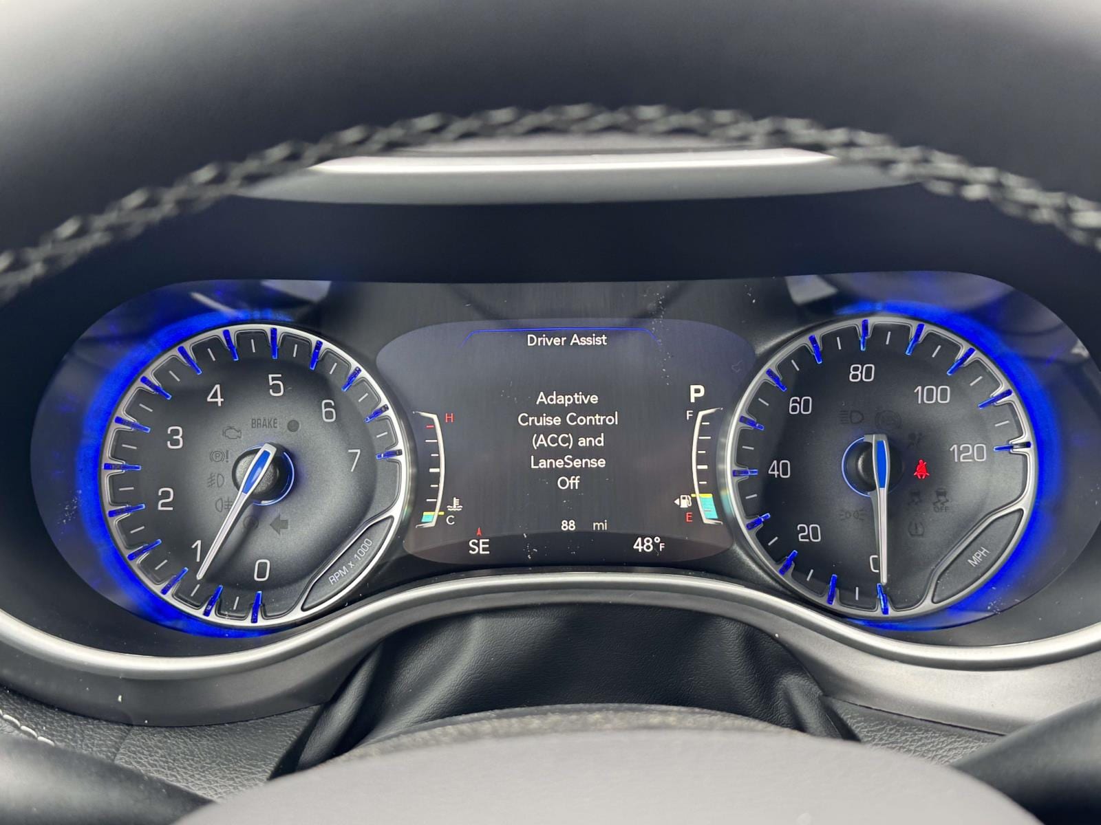 2026 Chrysler Pacifica Select - Photo 18