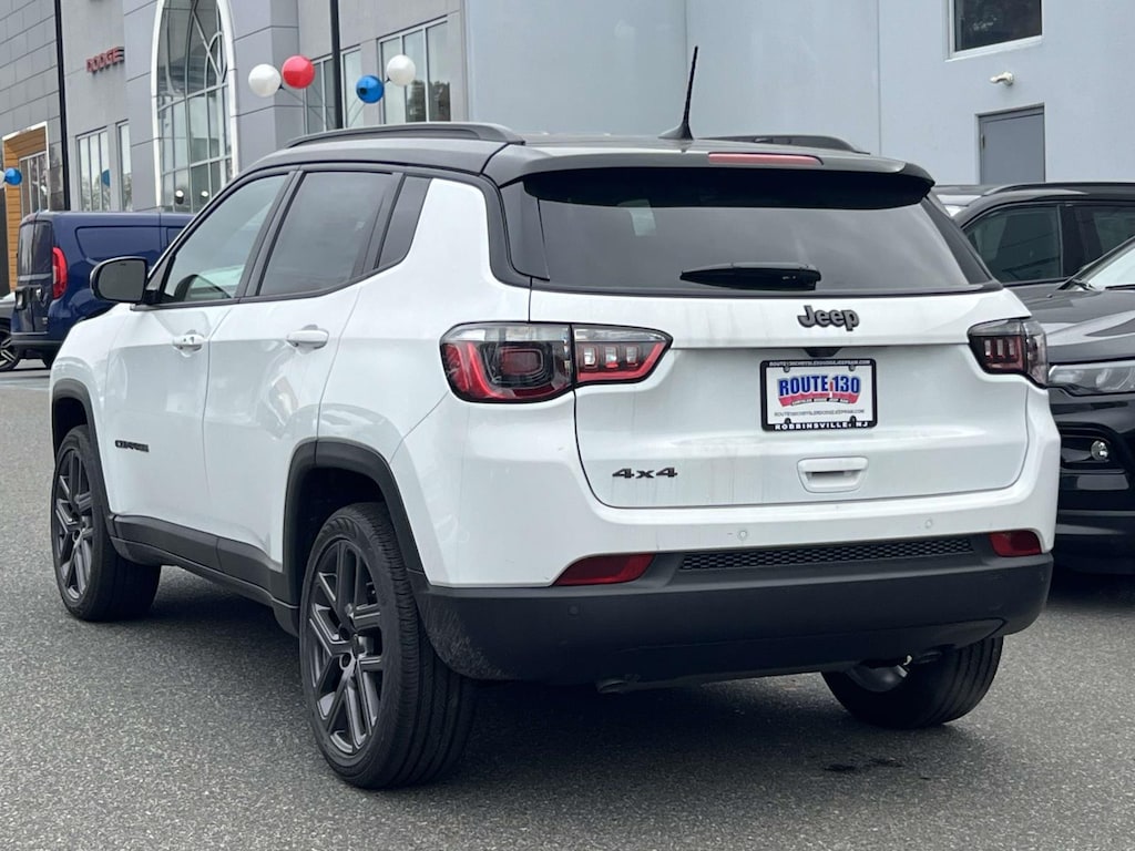 New 2026 Jeep Compass LIMITED ALTITUDE 4X4 Sport Utility