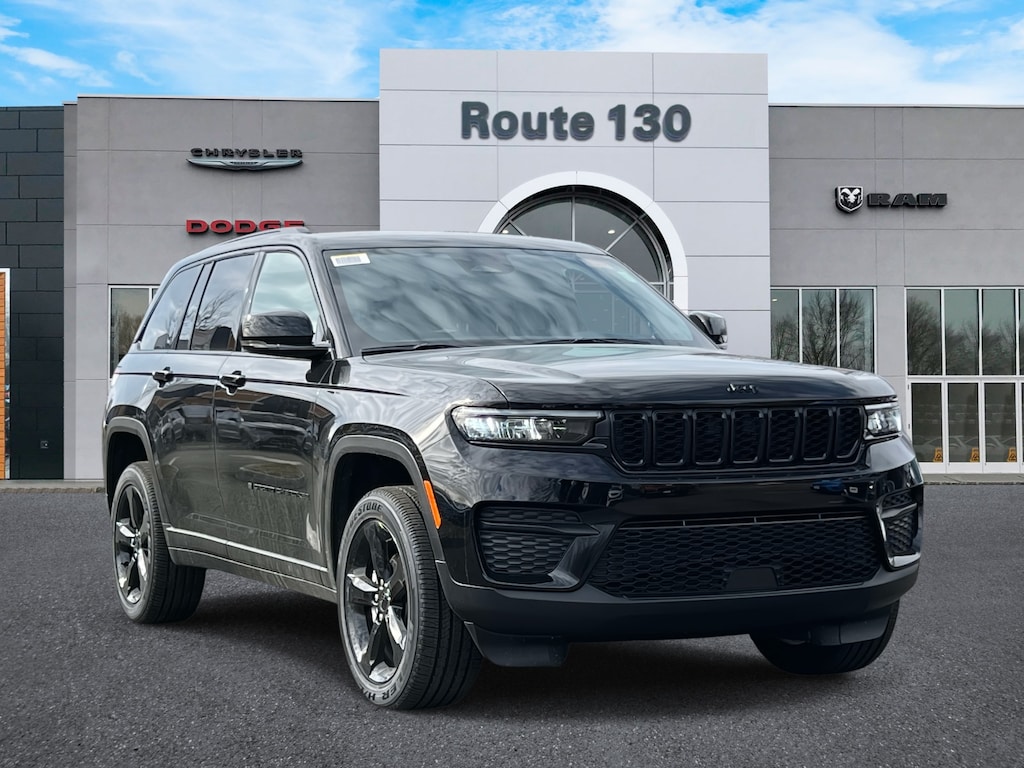 New 2025 Jeep Grand Cherokee ALTITUDE X 4X4 Sport Utility