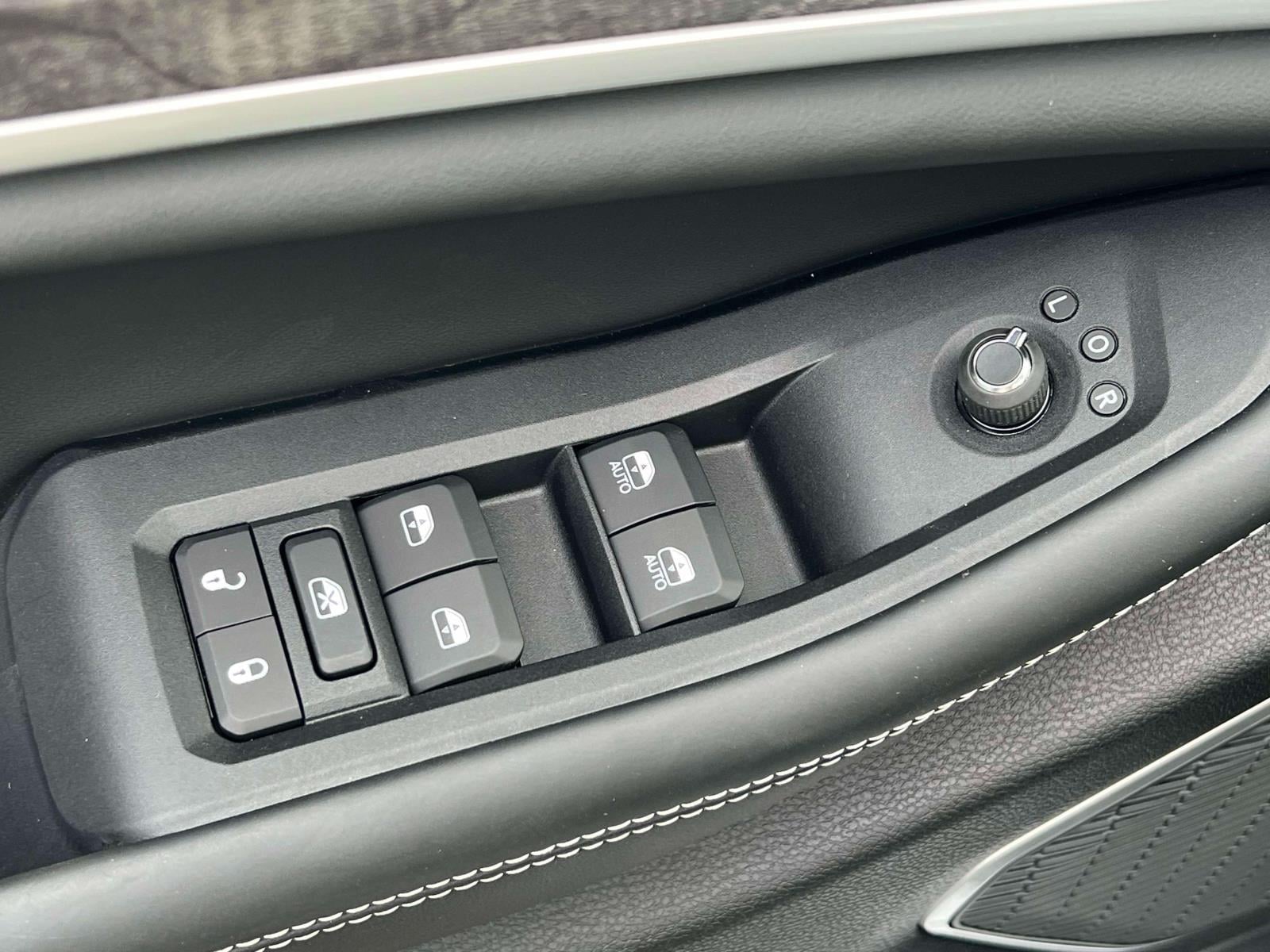 2026 Jeep Grand Cherokee Limited - Photo 29