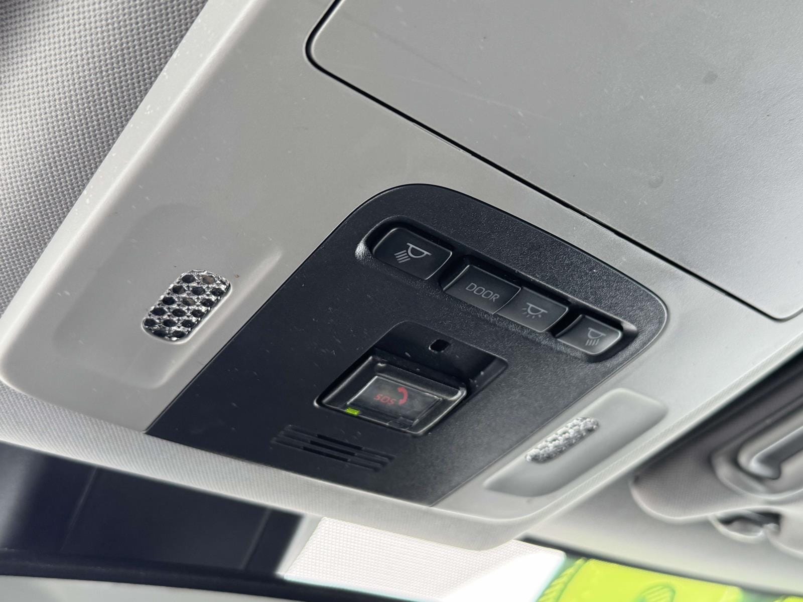 2023 Toyota Camry XSE - Photo 12