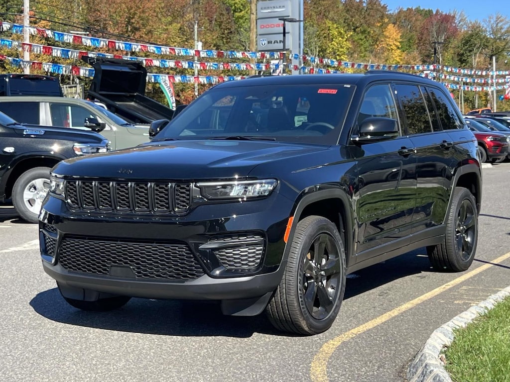 New 2025 Jeep Grand Cherokee ALTITUDE X 4X4 Sport Utility