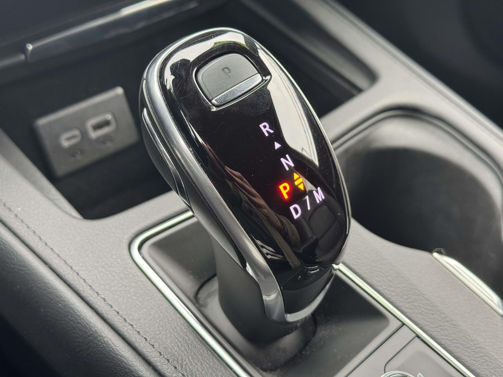 2025 Cadillac XT4 Premium Luxury - Photo 13