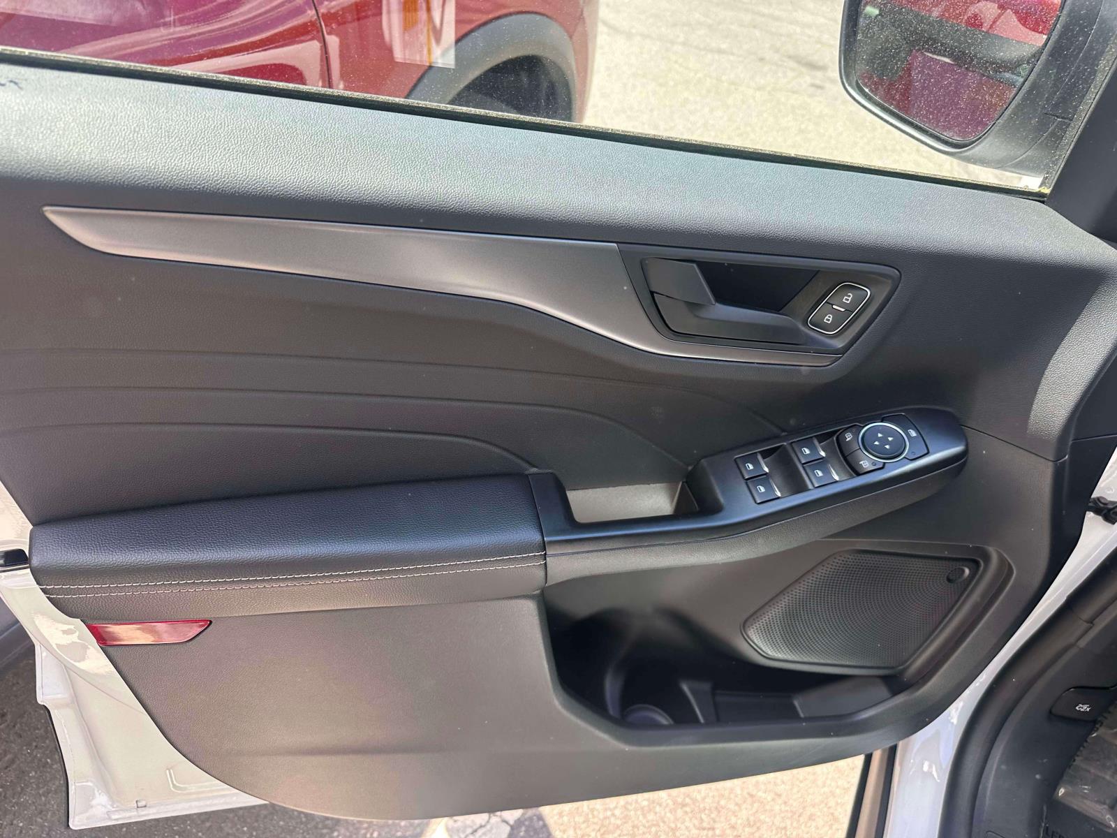 2025 Ford Escape Active - Photo 15