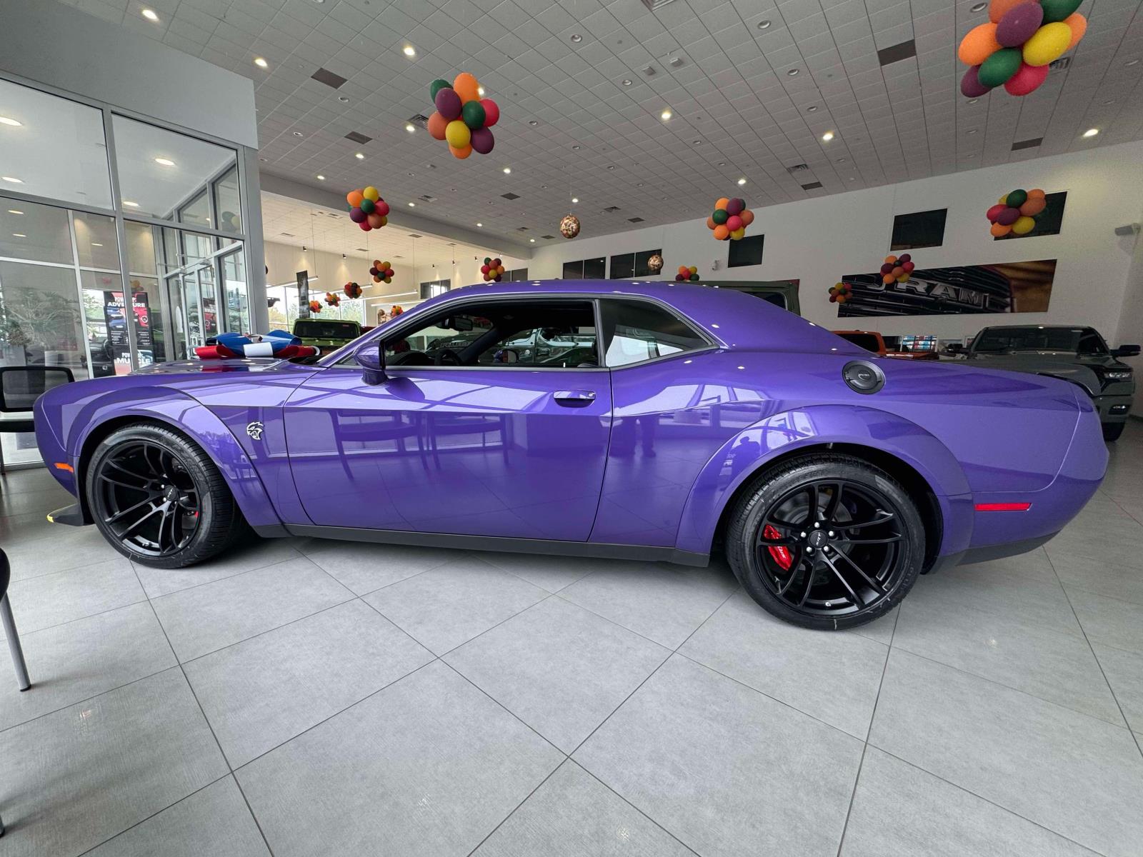 2023 Dodge Challenger SRT8 Hellcat photo 4