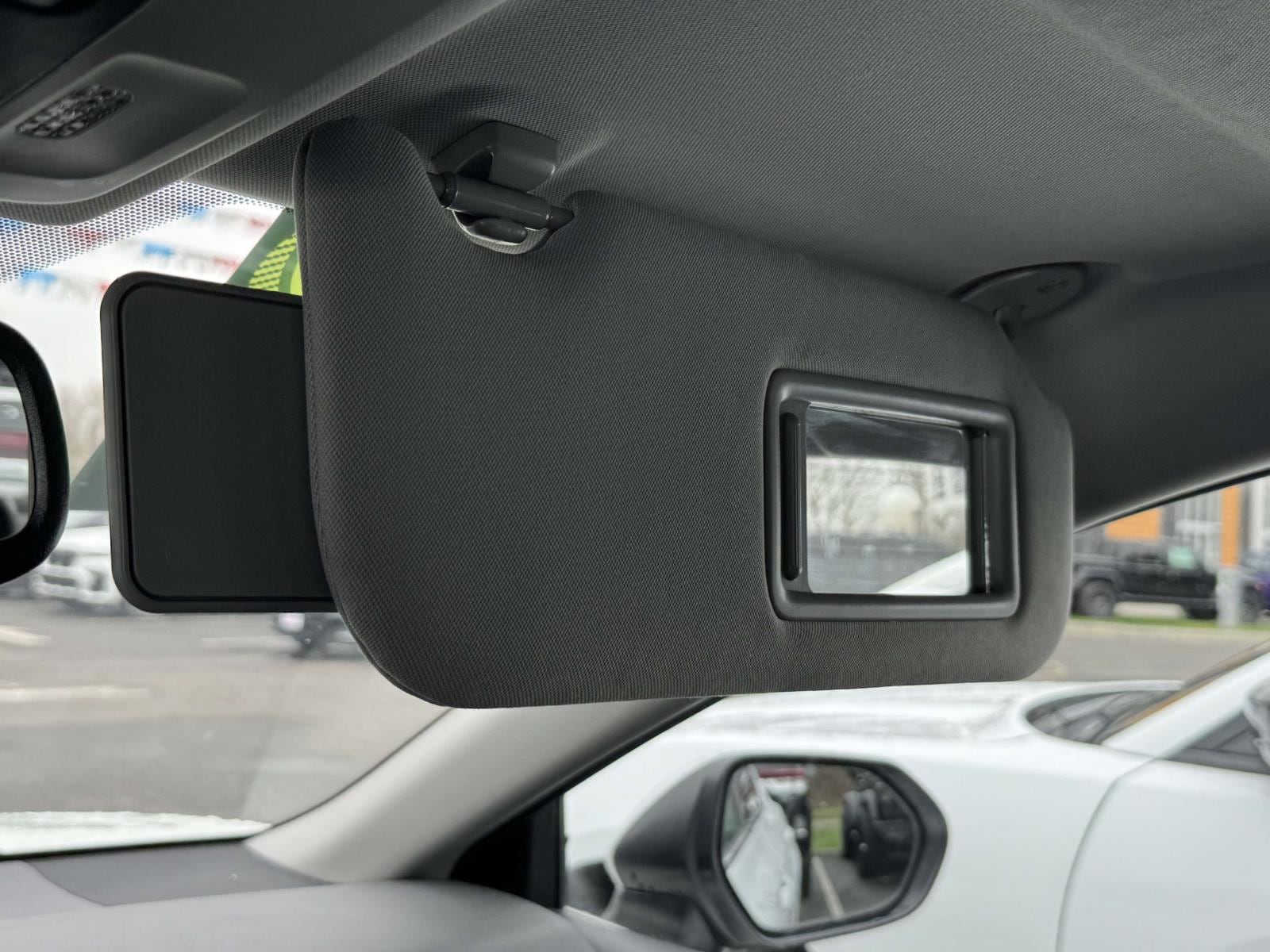 2023 Toyota Camry XSE - Photo 9