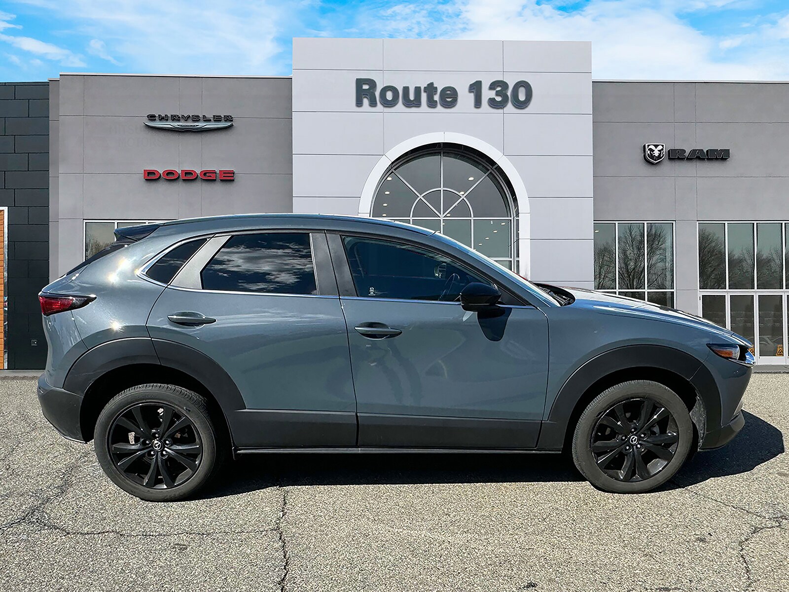 2024 Mazda CX-30 2.5 S Carbon photo 2